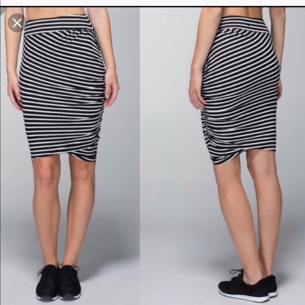 Lululemon Anytime Skirt Stripe Ruched Pencil Wrap